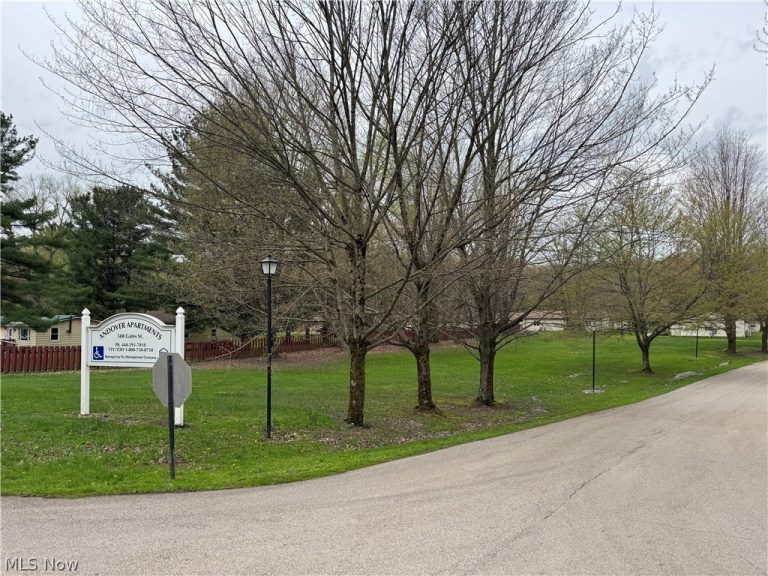 461 Gates Street, Andover, OH - Photo 2