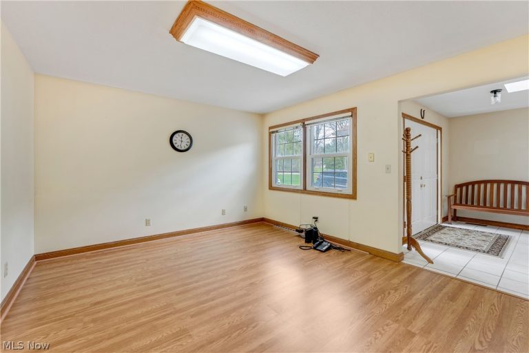 17500 Alexander Road, Walton Hills, OH - Photo 3