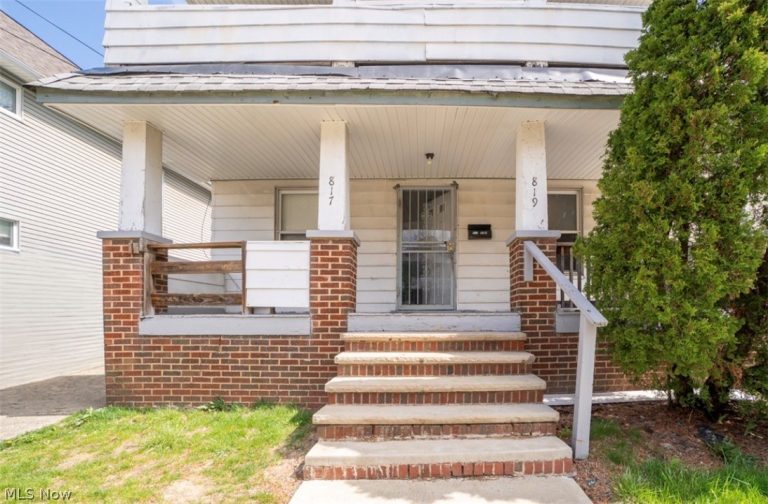 817 Alhambra Road, Cleveland, OH - Photo 3