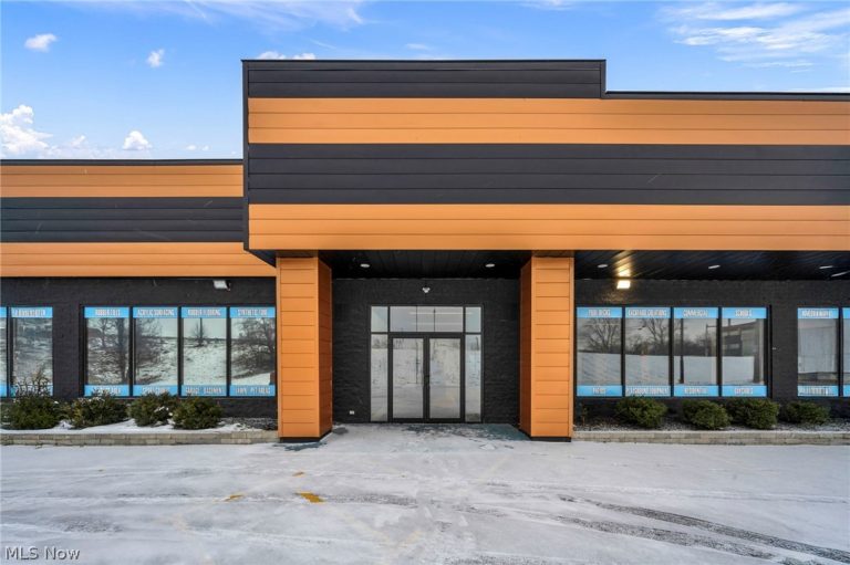 8425 Station Street, Mentor, OH - Photo 2