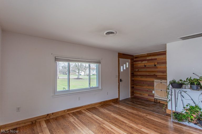 4841 Damon Avenue, Warren, OH - Photo 4