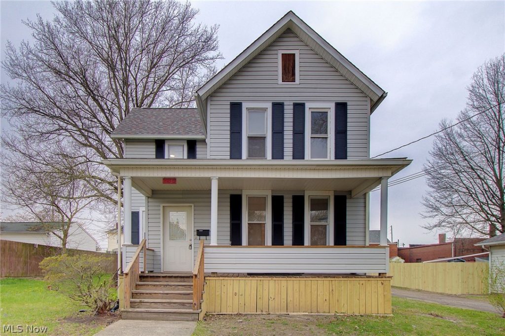 2135 Cherry Avenue, Alliance, OH