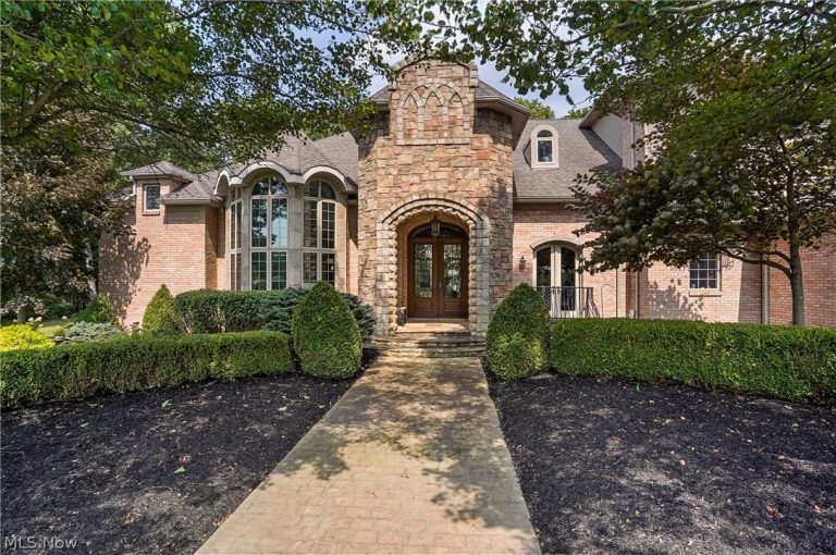 3783 Pioneer Trail, Mantua, OH, 44255