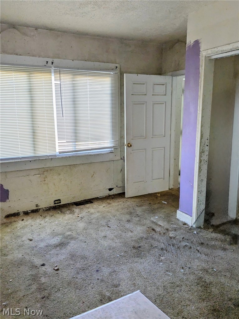 1301 Lincoln Way, Massillon, OH - Photo 4