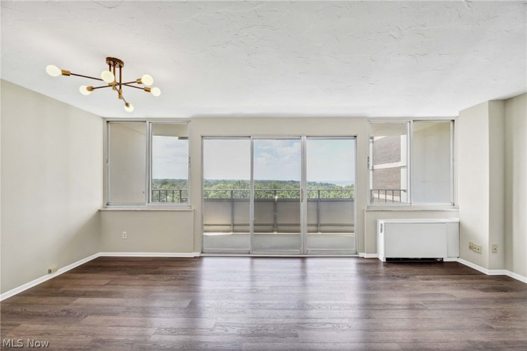 12900 Lake Avenue #1415, Lakewood, OH - Photo 8