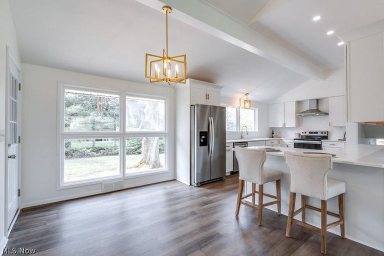 419 Briar Avenue, North Canton, OH - Photo 5