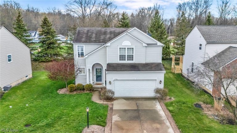 9788 Nicole Lane, Olmsted Twp, OH, 44138