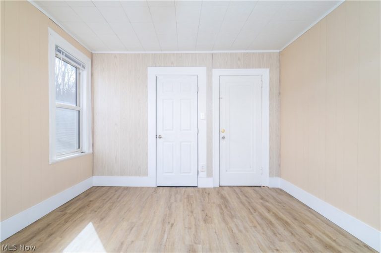 263 Hollywood Boulevard, Steubenville, OH - Photo 6