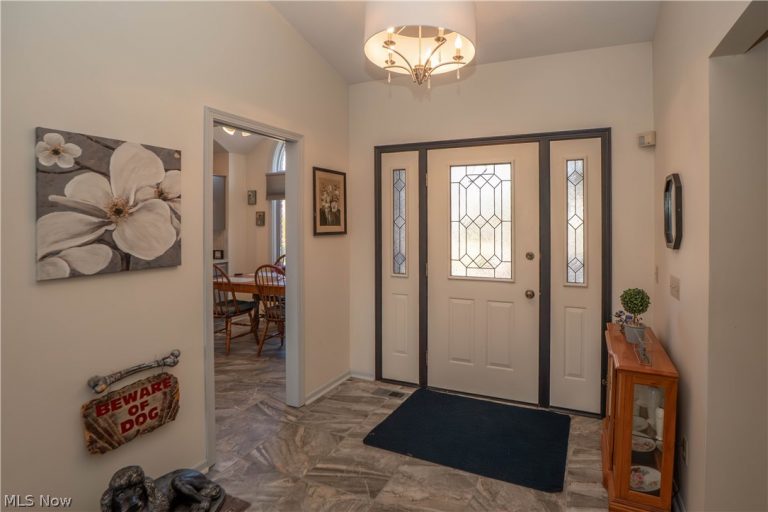 101 Circle Drive, Canton, OH - Photo 5