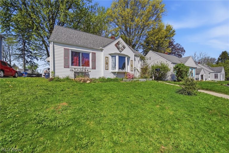 1712 Girard Street, Akron, OH - Photo 2