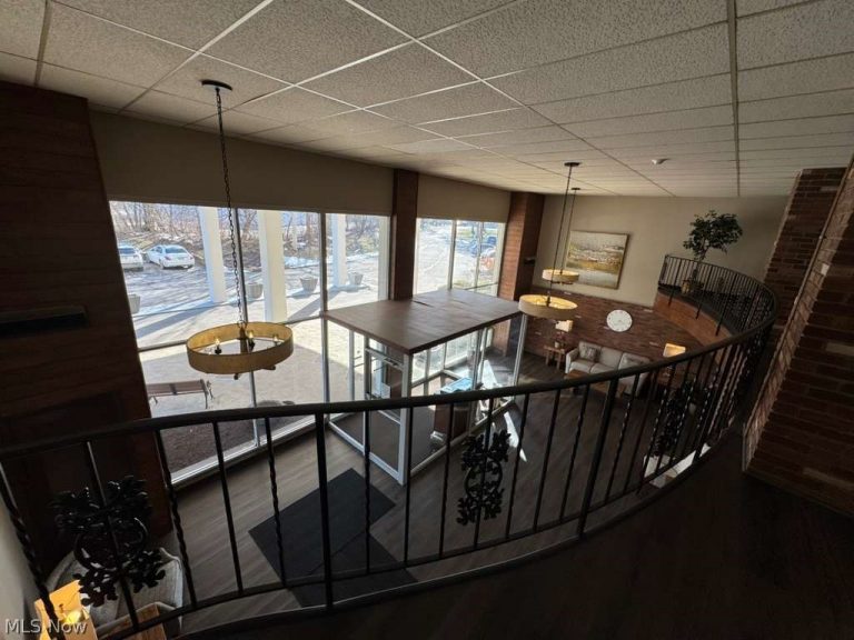 3675 Clague Road #409, North Olmsted, OH - Photo 6