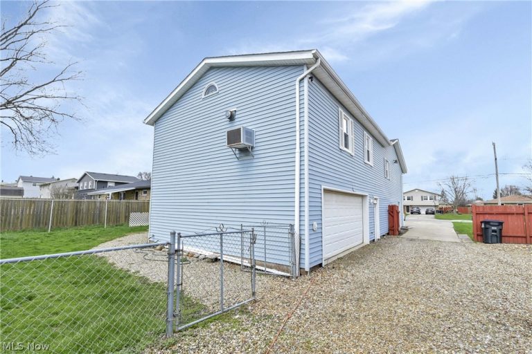4164 Regal Avenue, Brunswick, OH - Photo 5
