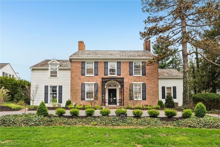 23900 Stanford Road, Shaker Heights, OH, 44122