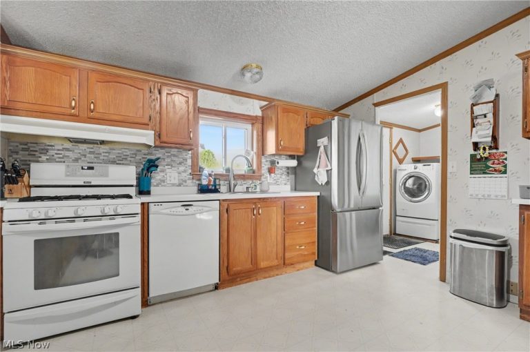 2122 Pricetown Road, Diamond, OH - Photo 6