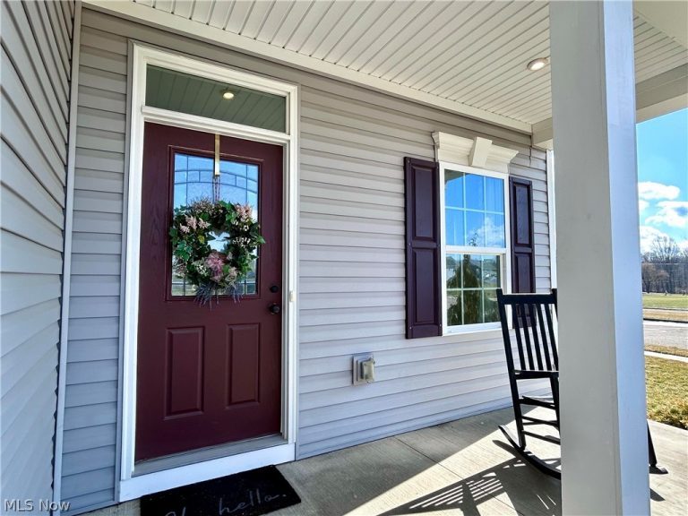 4620 Briar Hill Drive, Ravenna, OH - Photo 3