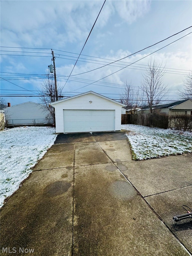 3415 Center Drive, Parma, OH - Photo 4