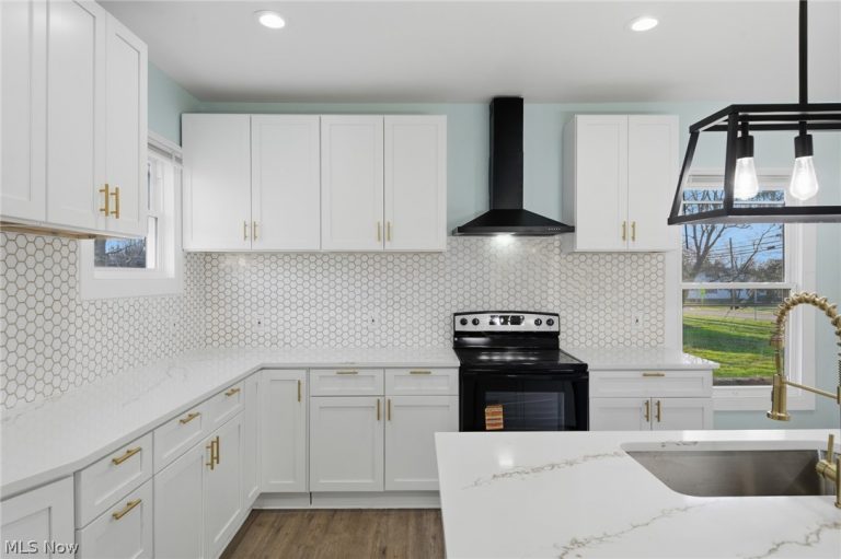 950 Park Avenue, Amherst, OH - Photo 6