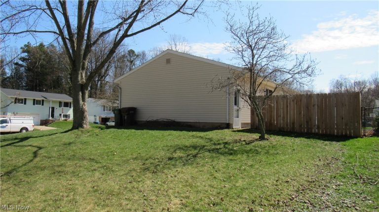 389 Riverview Street, Canal Fulton, OH - Photo 5