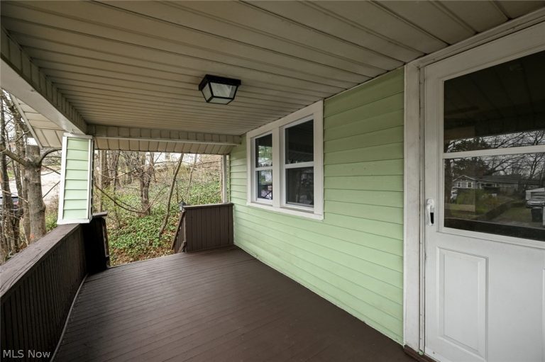 103 Norwood Street, Barberton, OH - Photo 4