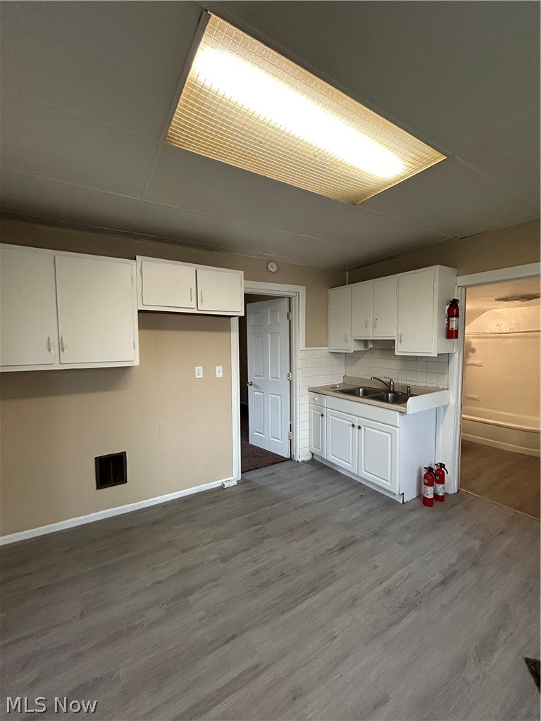 3448 69th Street #UP, Cleveland, OH - Photo 8