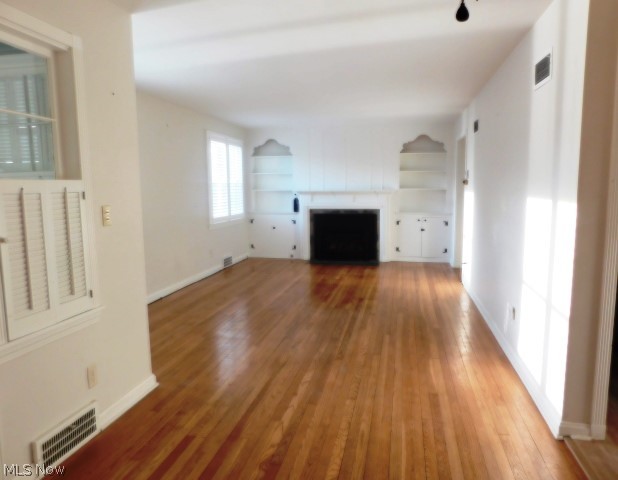 584 Eastland Road, Berea, OH - Photo 2