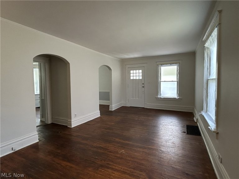 495 Delmar Avenue, Akron, OH - Photo 3