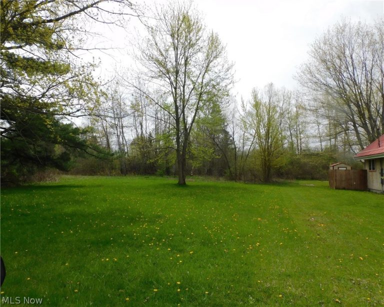 2514 Hayford Road, Rock Creek, OH - Photo 2