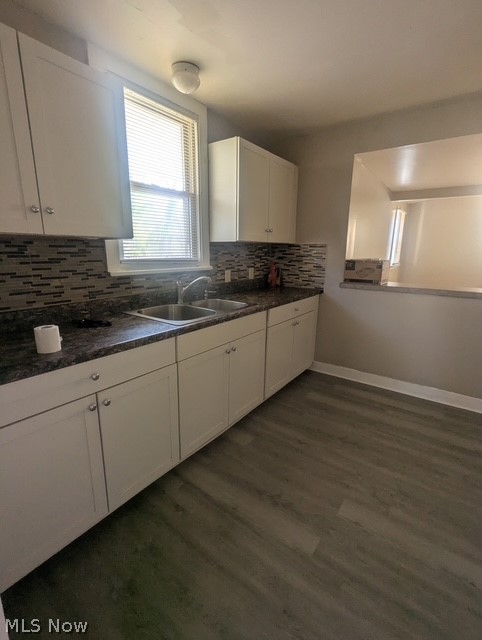 994 Peerless Avenue, Akron, OH - Photo 2