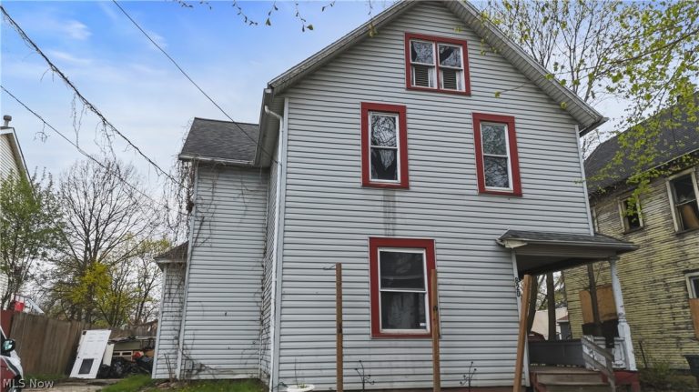 820 Brown Street, Akron, OH, 44311