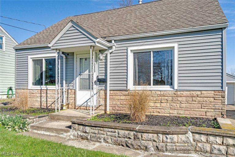 616 Poland Avenue, Struthers, OH - Photo 4