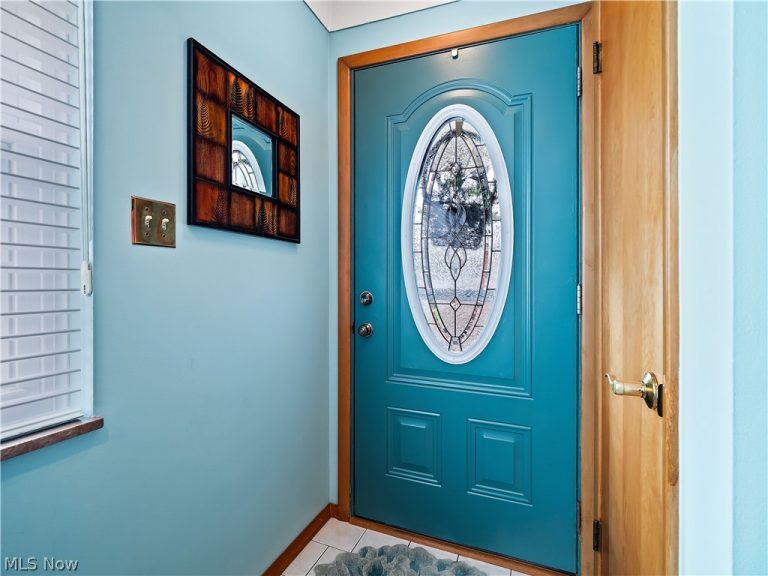 4466 215th Street, Fairview Park, OH - Photo 4