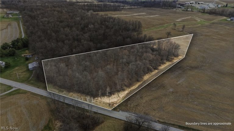State Route 302, Ashland, OH, 44805