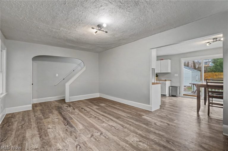 1364 Arnold Avenue, Akron, OH - Photo 4