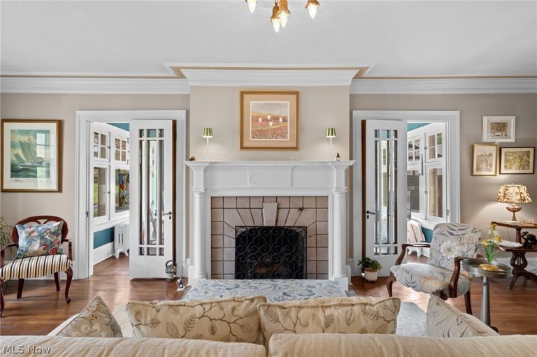 210 Storer Avenue, Akron, OH - Photo 5