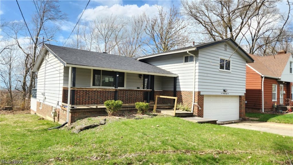 20051 Hillcrest Drive, Euclid, OH