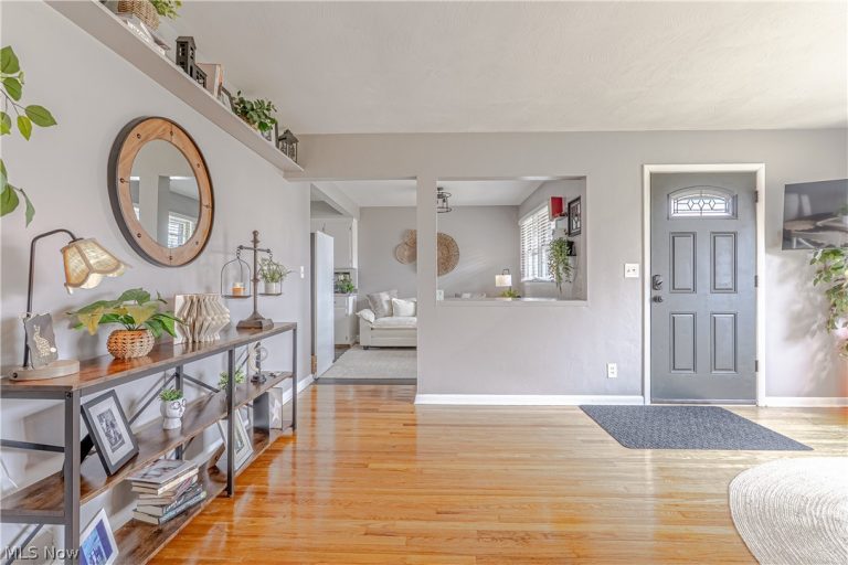 835 Larkridge Avenue, Boardman, OH - Photo 5