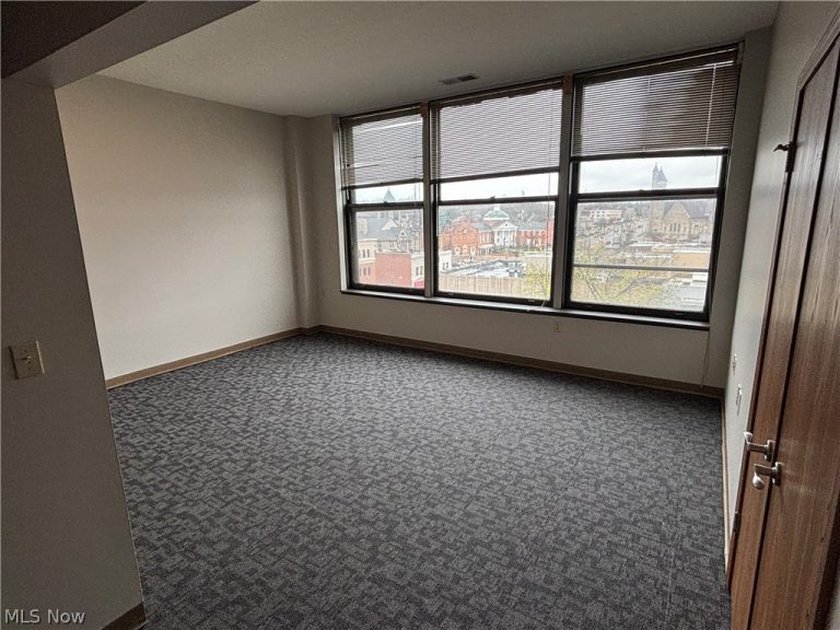 59 Lincoln Way #602, Massillon, OH - Photo 2