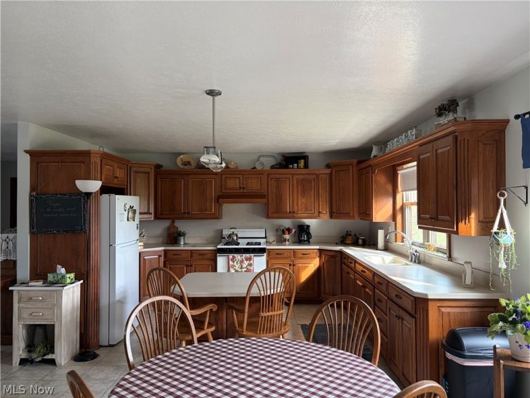4876 Township Road 628, Millersburg, OH - Photo 5