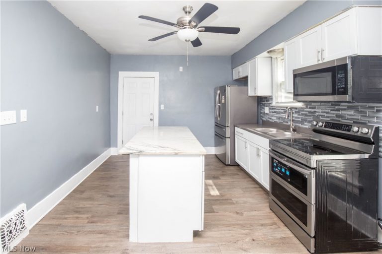 2391 27th Street, Akron, OH - Photo 5