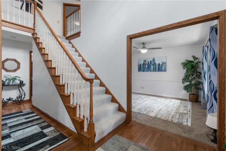 6373 Harbor Drive, Canton, OH - Photo 4