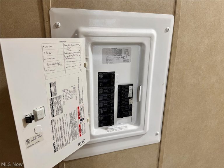 2606 Lincoln Way #29, Massillon, OH - Photo 8