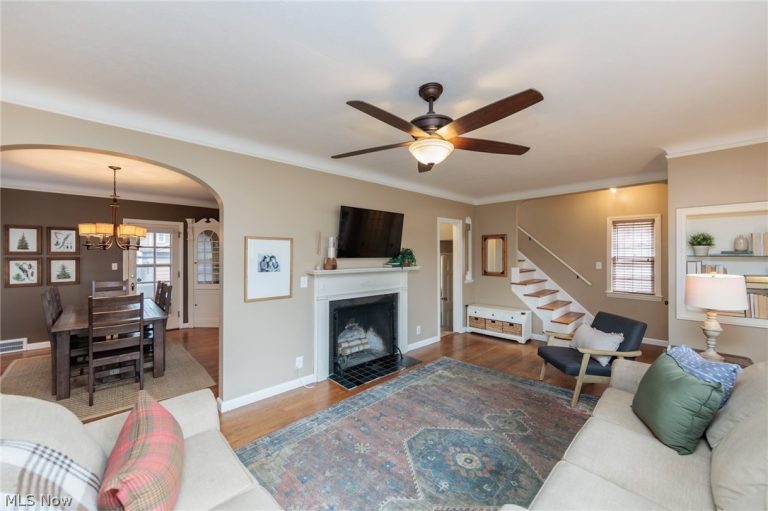 3881 Grenville Road, University Heights, OH - Photo 6
