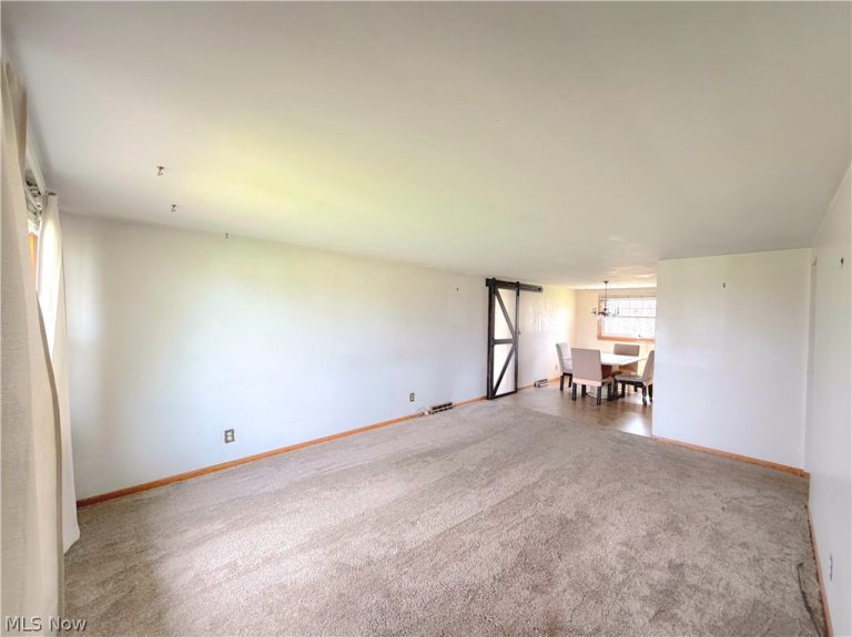39 Emmett Way, Steubenville, OH - Photo 3