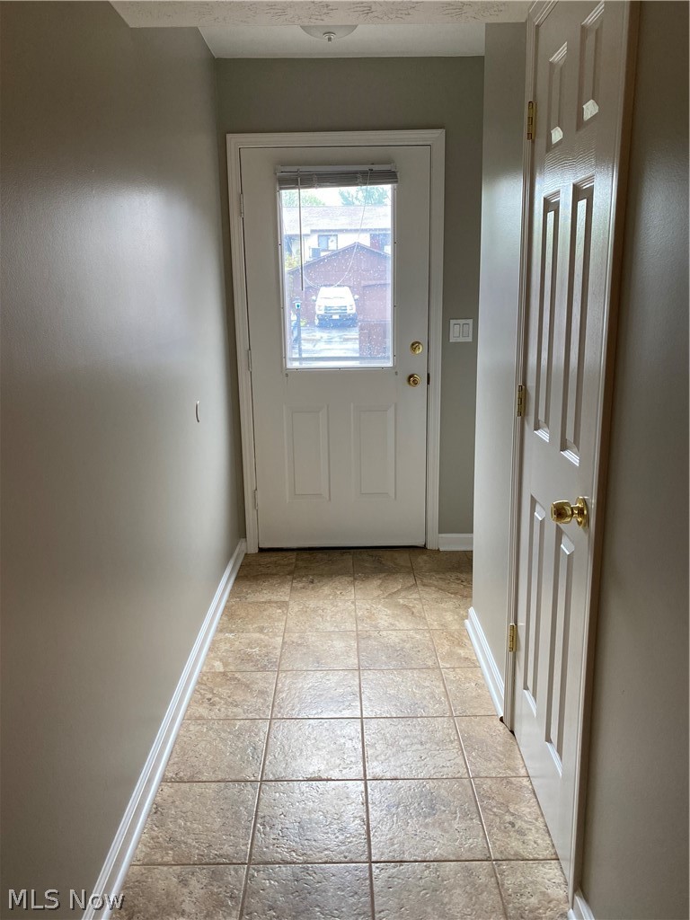 3527 Villa Casa Court, Brunswick, OH - Photo 3