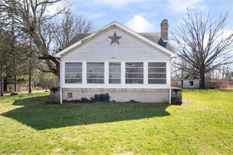 2348 Turkeyfoot Lake Road, Akron, OH - Photo 2