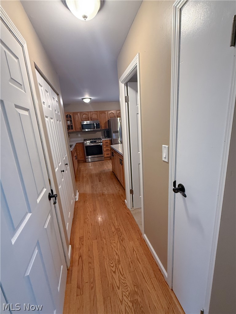 8552 Usher Road, Olmsted Twp, OH - Photo 6