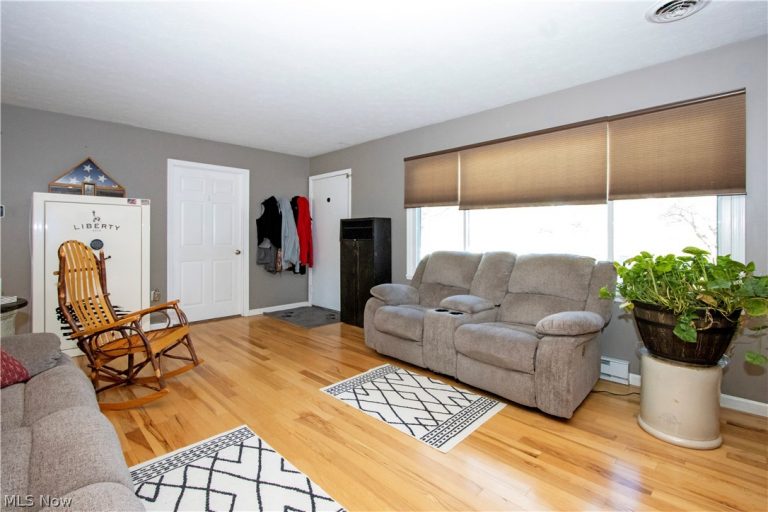 4990 Chippewa Road, Medina, OH - Photo 4