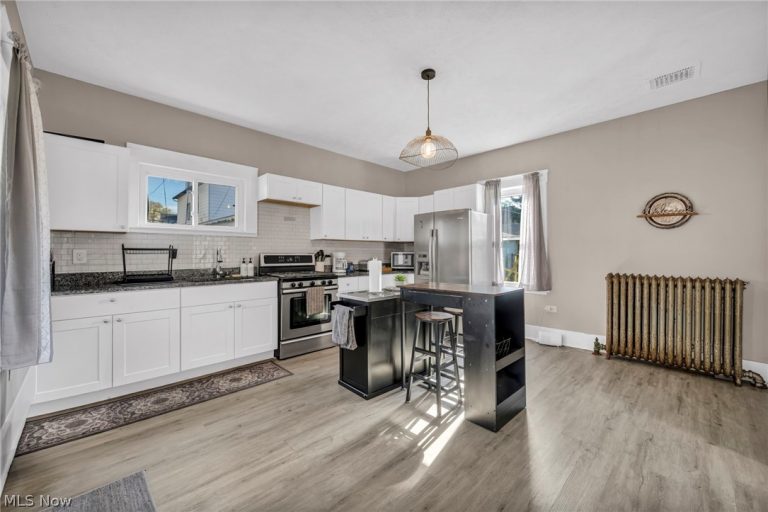 6011 Ellen Avenue, Cleveland, OH - Photo 8