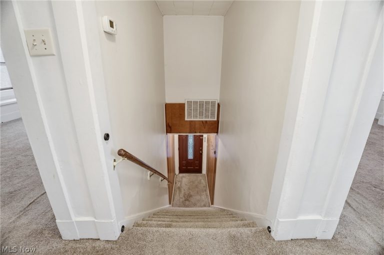 638 6th Street, Marietta, OH - Photo 3