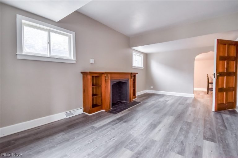 271 238 Street, Euclid, OH - Photo 8